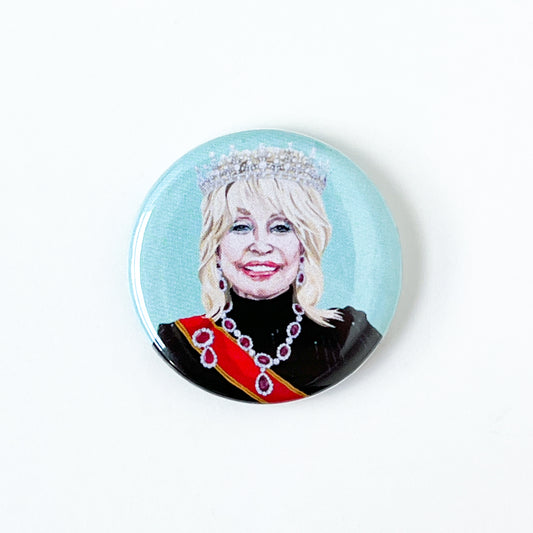 Dolly Parton as the queen 1.25" fridge magnet